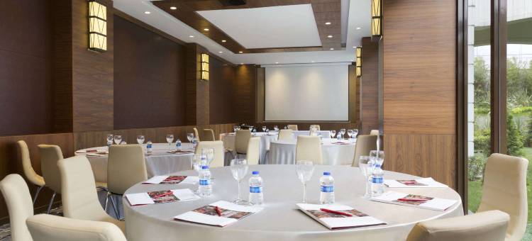 伊斯坦布尔机场华美达酒店(Ramada by Wyndham Istanbul Florya)图片