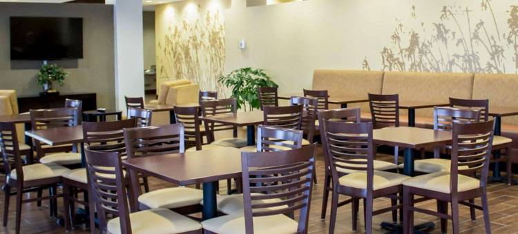 舒眠套房酒店芒兹维尔 - 惠灵(Sleep Inn & Suites Moundsville - Wheeling)图片