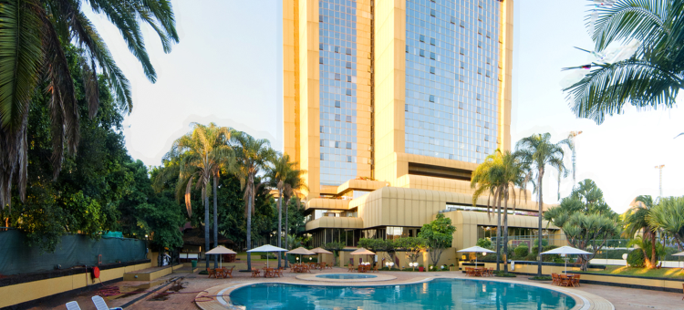 彩虹大厦酒店及会议中心(Rainbow Towers Hotel & Conference Centre)图片