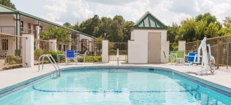 多森速8酒店(Super 8 by Wyndham Dothan)图片