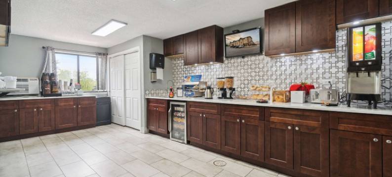 基诺沙-舒适草原温德姆速8酒店(Super 8 by Wyndham Kenosha/Pleasant Prairie)图片