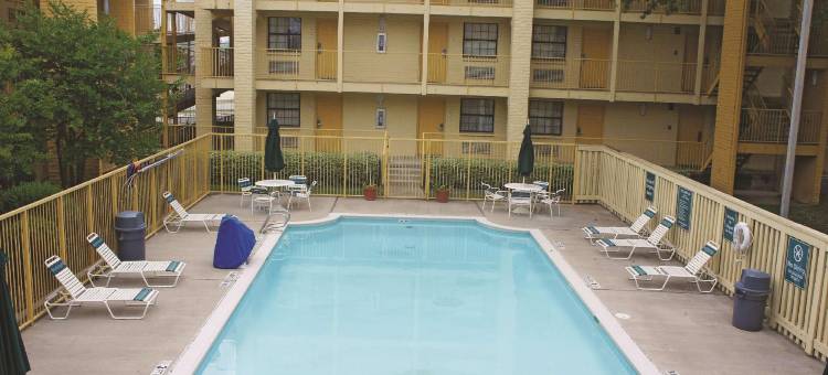 坦普尔拉昆塔温德姆酒店(La Quinta Inn by Wyndham Temple)图片