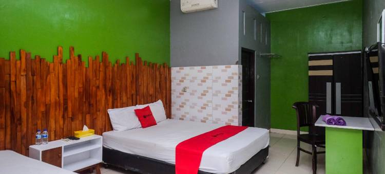 红多兹伊斯兰酒店-克罗马杜2号(RedDoorz Syariah @ Colomadu 2)图片