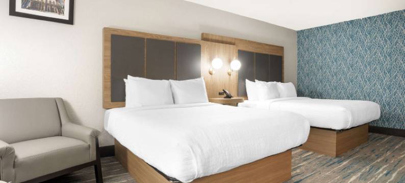 莫比尔贝斯特韦斯特优质酒店及套房(Best Western Plus Mobile Inn  Suites)图片