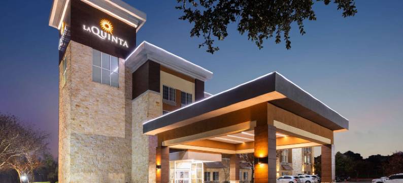奥斯汀锡达帕克拉昆塔温德姆套房酒店(La Quinta Inn & Suites by Wyndham Austin - Cedar Park)图片