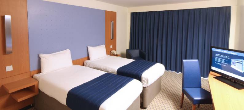 伦敦北华美达酒店(Ramada by Wyndham London North M1)图片