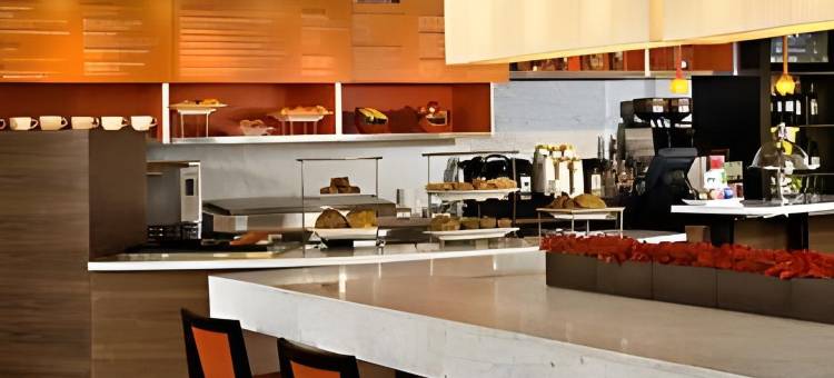 匹兹堡机场万怡酒店(Courtyard Pittsburgh Airport)图片