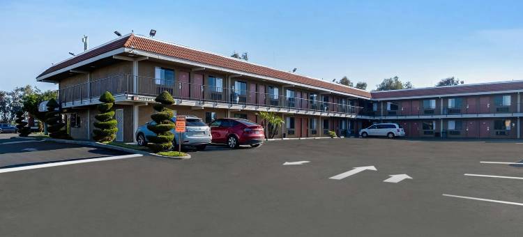 马德拉骑士酒店(Knights Inn Madera)图片