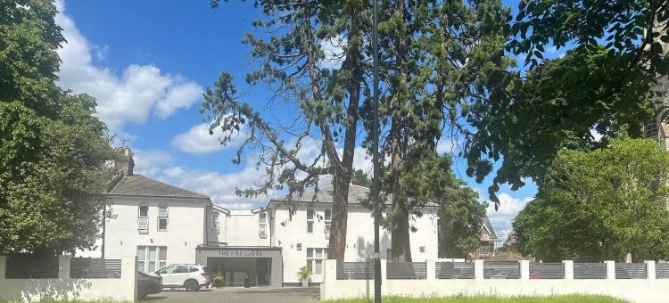 菲尔斯洛奇酒店(OYO Firs Lodge London Heathrow)图片