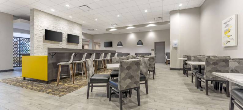 北匹兹堡蔓越莓贝斯特韦斯特优质酒店(Best Western Plus Cranberry-Pittsburgh North)图片