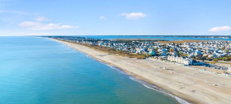 5 Star Reviews! Luxury Home, Pool, Steps from Ocean,Sleeps 7, Shops,Restaurants图片