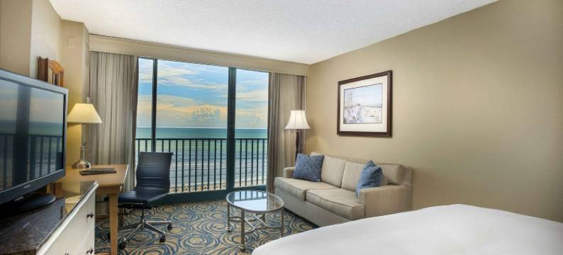 希尔顿代托纳比奇海滨度假村(Hilton Daytona Beach Oceanfront Resort)图片