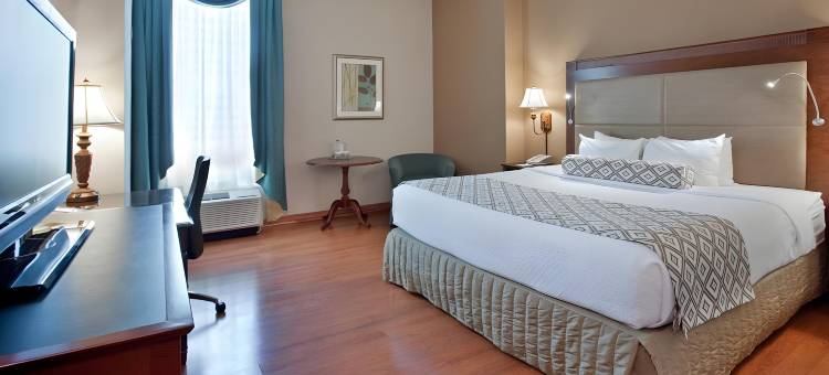 克莱顿广场酒店(Clayton Plaza Hotel & Extended Stay)图片