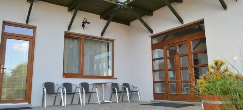 康德拉提斯农场酒店(Farm Kundratice)图片