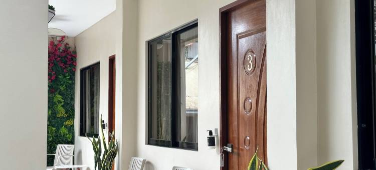 莫阿尔博尔阿曼套房(Harman Suites Moalboal)图片