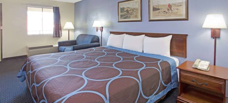 萨沃尼速8酒店(Super 8 by Wyndham Suwanee)图片