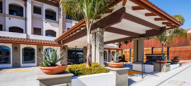 温德姆旗下圣克鲁斯拉昆塔温德姆酒店套房(La Quinta Inn & Suites by Wyndham Santa Cruz)图片