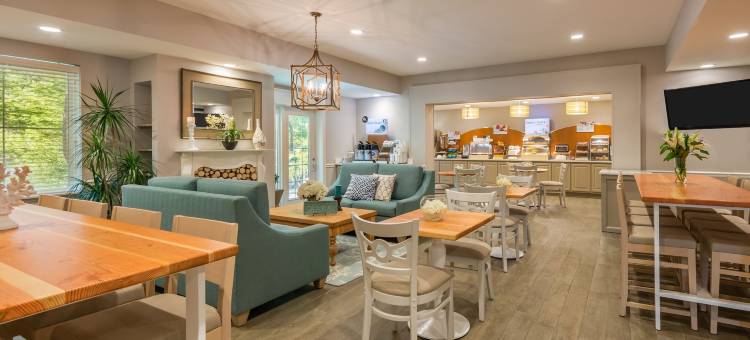 Holiday Inn Express 费尔霍普，指向明确(Holiday Inn Express Fairhope-Point Clear)图片