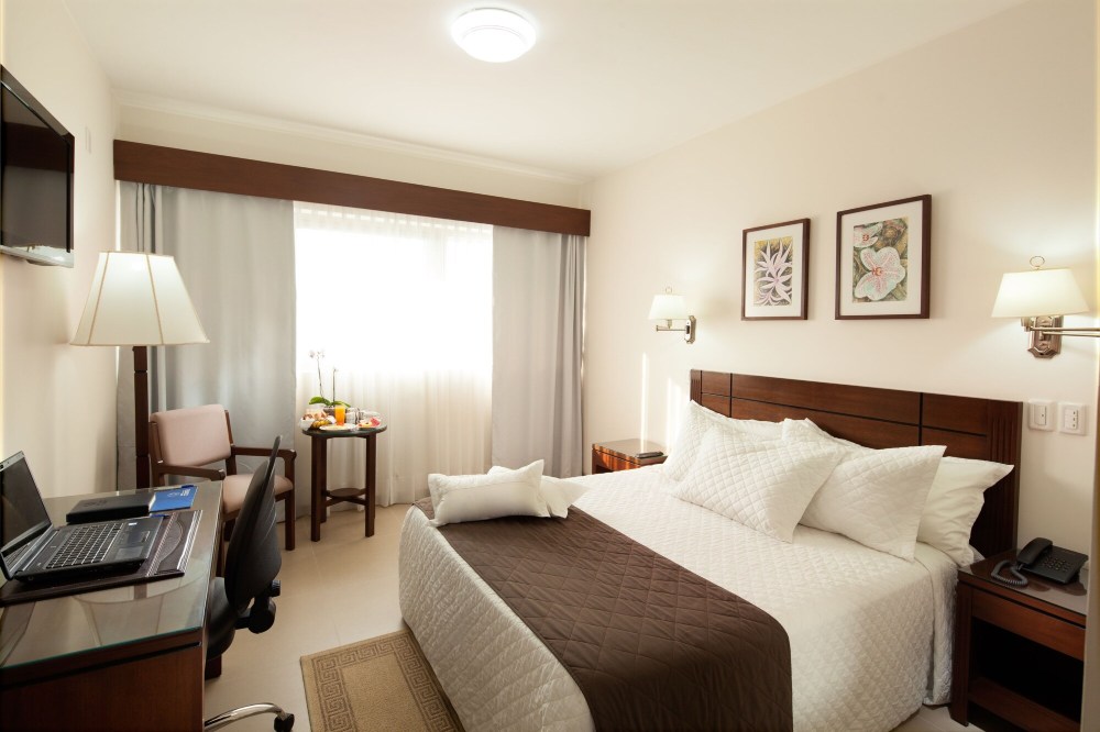 Hotel Cortez Over view