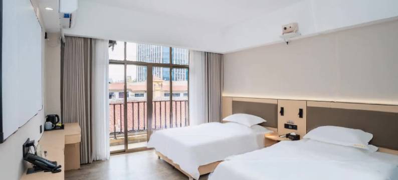 海岛人家雅朵智享酒店(琼海高铁站店)图片