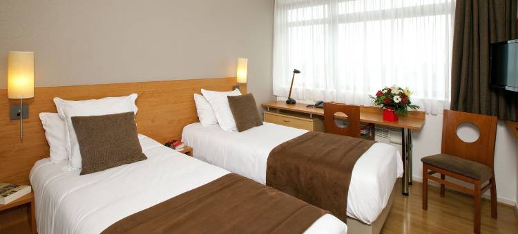 塞祖尔阿菲尔雷恩布列塔尼酒店(Séjours & Affaires Rennes de Bretagne)图片