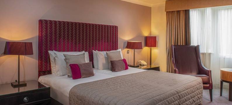 斯塔沃顿公园酒店和高尔夫俱乐部(Staverton Park Hotel & Golf Club)图片