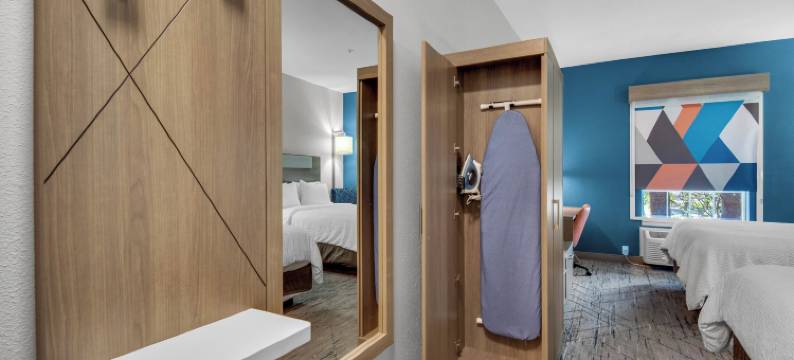 德斯廷E购物中心区智选假日套房酒店(Holiday Inn Express & Suites DESTIN E - COMMONS MALL AREA by IHG)图片