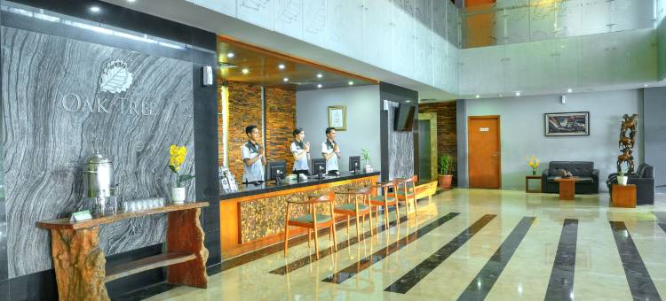 三宝垄橡树翡翠会议酒店(Oak Tree Emerald Hotel & Conventions Semarang)图片