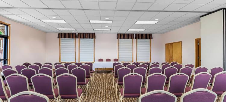 温哥华品质酒店及套房 - 黑泽尔戴尔(Quality Inn & Suites Vancouver - Hazel Dell)图片