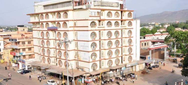 依伦斯山巴古铁塔国际酒店(Iroomz Shanbhag Towers International)图片