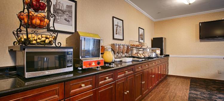 法拉盛皇庭贝斯特韦斯特酒店(Best Western Queens Court)图片