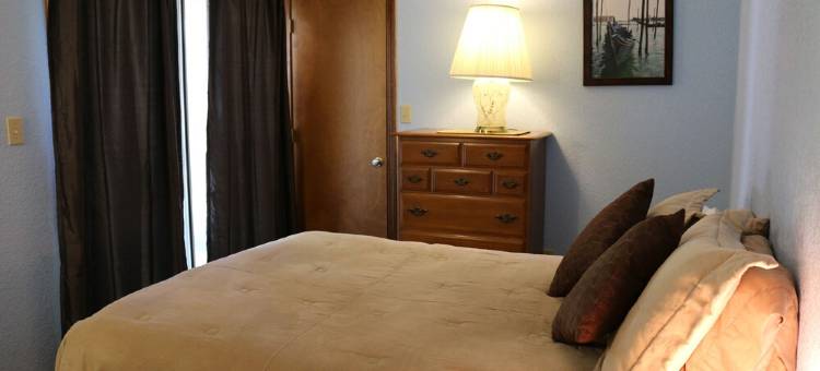 Near Yosemite! Game room with ping pong and billiards!  Shared community pool!图片