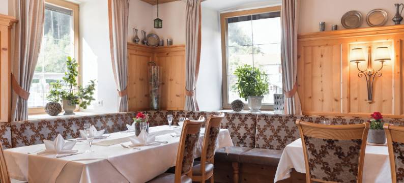 比瑞恩帕斯特酒店(Gasthof Hotel Post)图片