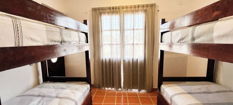 洛斯冈萨雷斯旅馆(Hostal Los González)图片