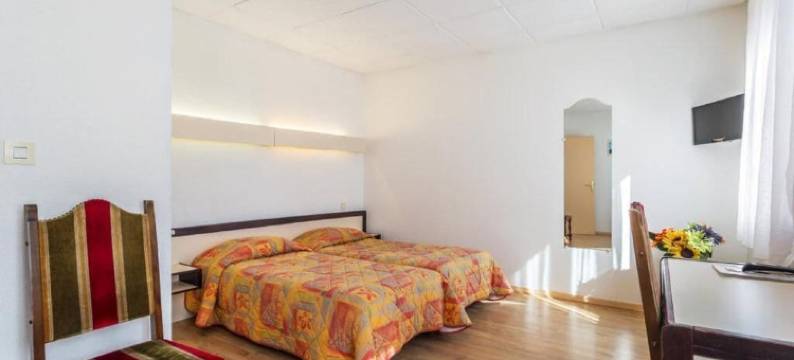 雷蒙特酒店(Logis Hotel Restaurant Remotel)图片