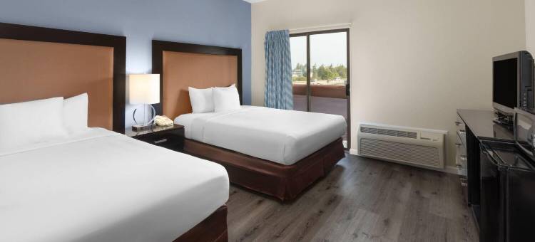 布里奇维尤戴斯酒店(Hotel Mackinaw City - Bridgeview)(Days Inn by Wyndham Mackinaw City/Bridgeview Area)图片