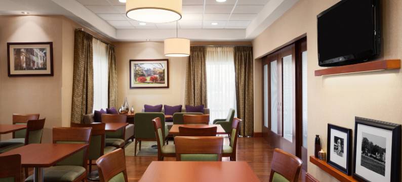 杰尼瓦欢朋酒店(Hampton Inn Geneva)图片