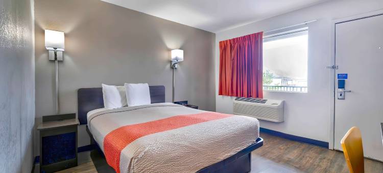 盖洛普6号汽车旅馆(Motel 6 Gallup, NM)图片