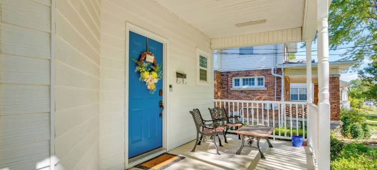 沃伦斯堡之家，靠近市中心！(Warrensburg Home, Close to Downtown!)图片