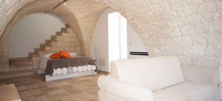 普利亚塔楼度假屋，带泳池且富有魅力(Tower House in Puglia with Pool and Charm)图片