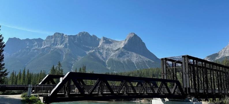 Relaxing Mountain Retreat, Corner Views, Sleeps 8图片