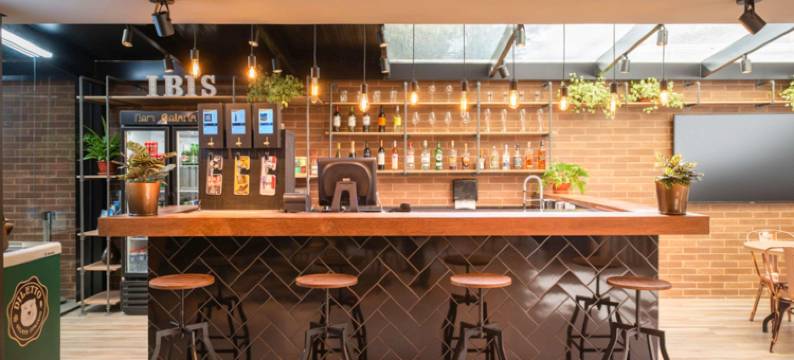 宜必思库里提巴巴特尔酒店(Ibis Curitiba Batel)图片