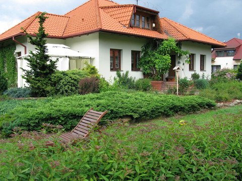 潘索耶纳西克花园旅馆