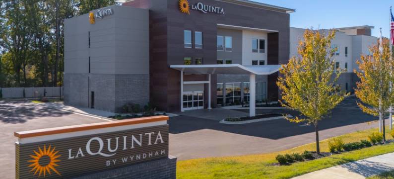 拉昆塔温德姆酒店套房，奥利夫布兰奇(La Quinta Inn & Suites by Wyndham Olive Branch)图片