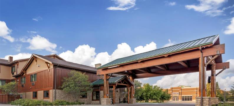 凯利贝斯特韦斯特优质套房酒店(Best Western Plus Kelly Inn  Suites)图片