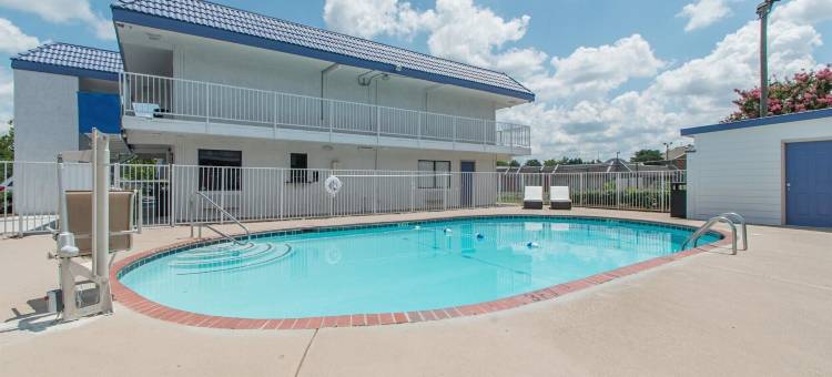 亚特兰大东北诺克罗斯6号汽车旅馆(Motel 6 Norcross, GA - Atlanta Northeast)图片