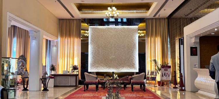 乌代布尔温德姆华美达水疗度假村(Ramada by Wyndham Udaipur Resort and Spa)图片