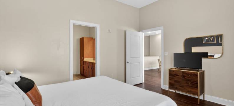 罗米在邓肯广场(Roami at Duncan Plaza)图片