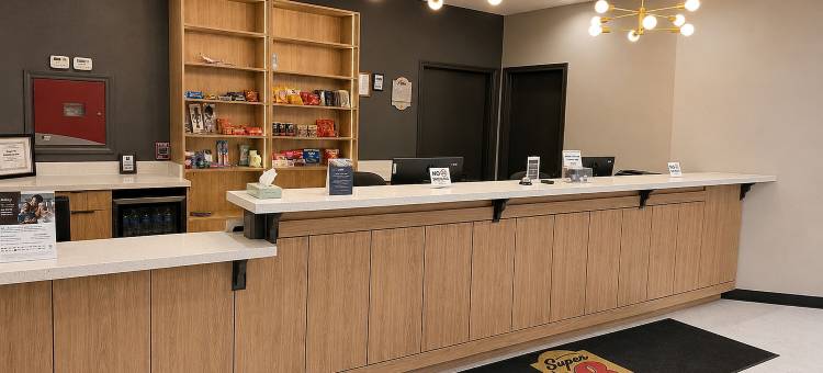 布伦汉姆速8酒店(Super 8 by Wyndham Brenham TX)图片