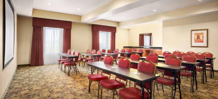 奥尔巴尼丽怡酒店(Country Inn & Suites by Radisson, Albany, GA)图片